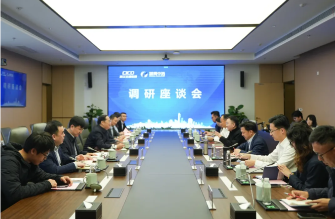 【辅导活动】黄岛区委副书记，，，董家口经济区工委书记、、管委主任毛军响一行到访我司