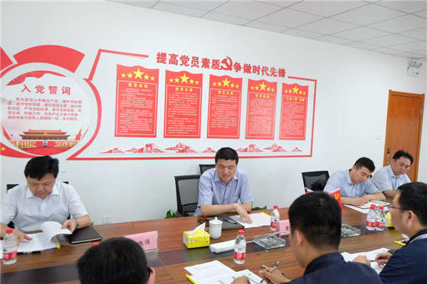 公司党委书记、董事长袁仁军一行赴南宫官网新资料慰问调研
