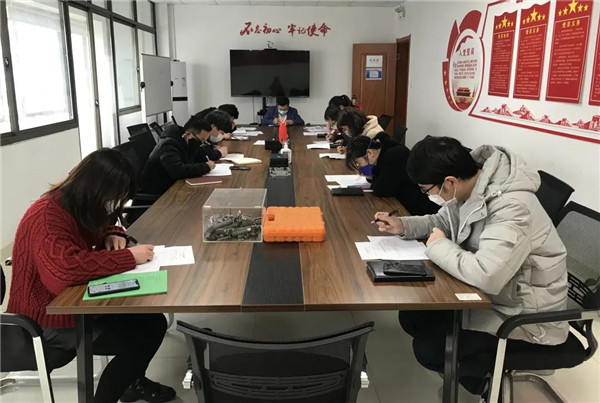 各单元积极学习贯彻浙商南宫官网党风廉政建设工作会议心灵