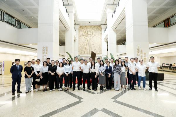 南宫官网青联盟| 团建共建聚力物流金融 司银企携手共创数字青春