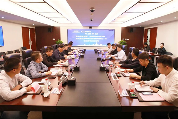 灌南县委常委、常务副县长张卫峰一行到访我司