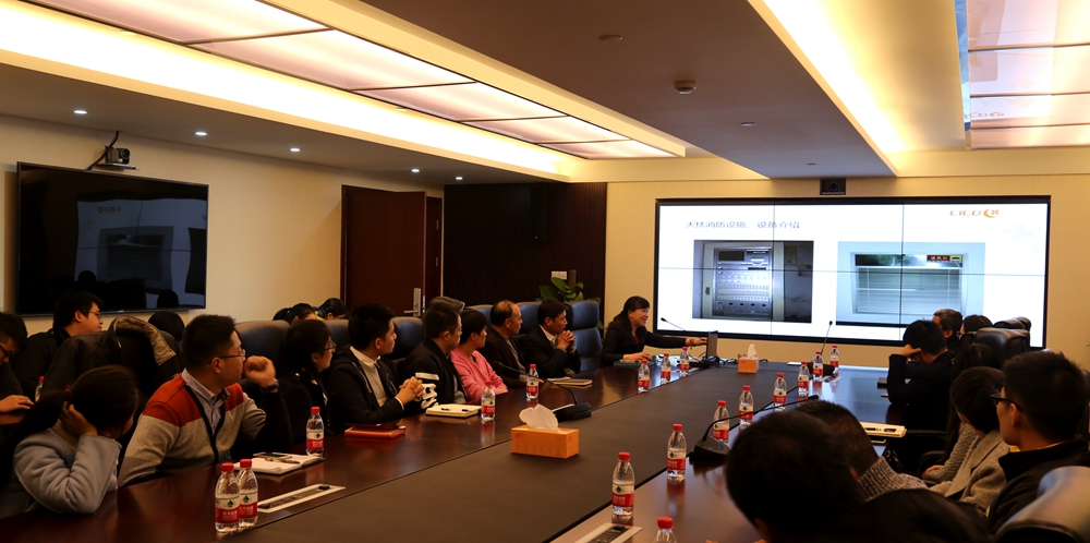 公司与交投绿城物业结合进行消防演习